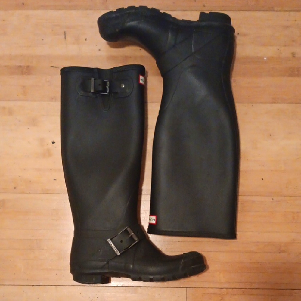 Hunter Black Tall Rain Boots